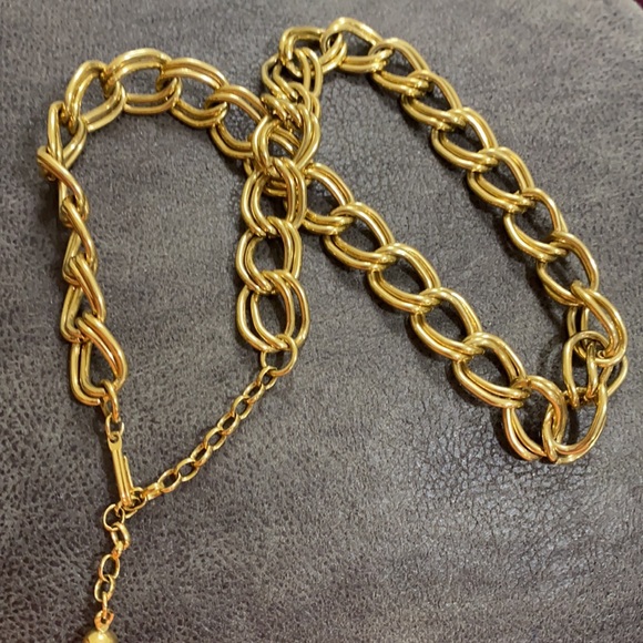 Gold tone Choker - Picture 7 of 16